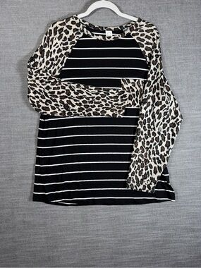 Sunshine &Rodeo Black & White striped long sleeve xl